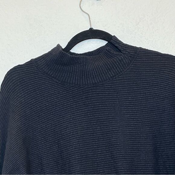 We The Free by Free People Casey Mock Neck Ribbed Tunic in Black size Small - Picture 4 of 14